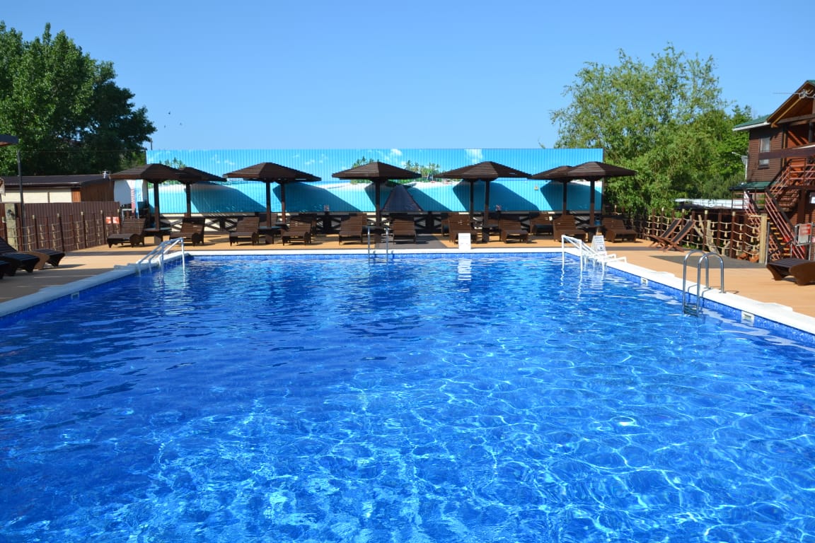 Бассейны и фонтаны